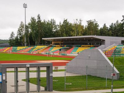 Подписан договор на реконструкцию стадиона. Стоимость проекта – около 0,8 млн евро (видео) - В Висагинасе