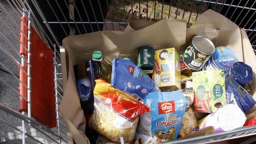 В литовских магазинах разрешат продавать просроченные продукты - Литва и страны Балтии