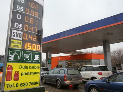 Комитет подсчитал, на сколько подорожает дизельное топливо - Литва и страны Балтии