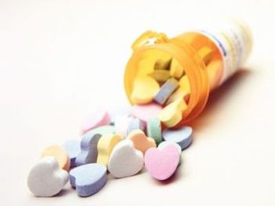 Чем нельзя запивать и заедать таблетки? - Наука и здоровье