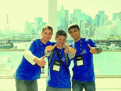 Украинские студенты получили чек от Билла Гейтса за приложение для Windows - Мир молодежи