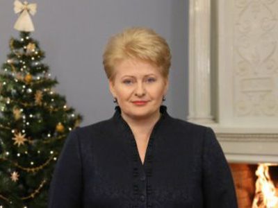 Грибаускайте: в нашей семье традиции хранила мама - Литва и страны Балтии