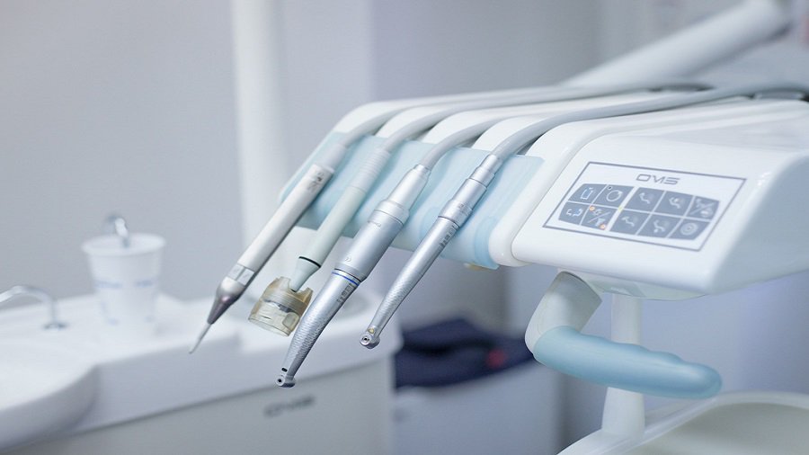 В Вильнюсе зубные врачи будут приезжать на дом к недееспособным людям - Литва и страны Балтии