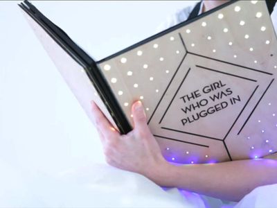 Американцы создали книгу с эффектом присутствия - Наука и здоровье