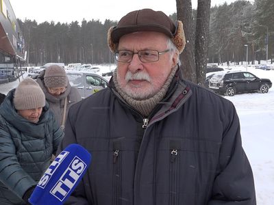 Год начался – счета выросли. Блиц - опрос на улицах Висагинаса (видео) - В Висагинасе