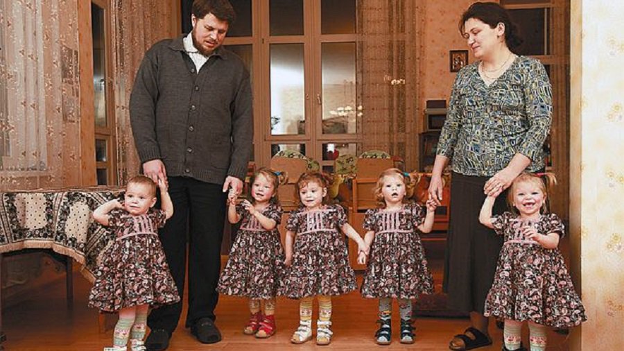 Многодетные отцы не смогут претендовать на государственную пенсию, если не живут в многодетной семье - Литва и страны Балтии