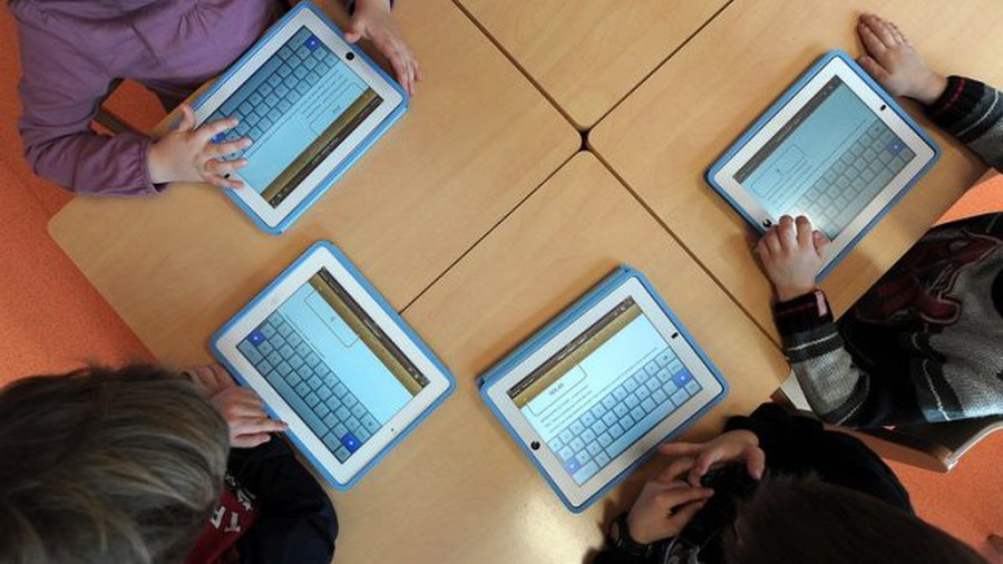 Школьников Лос-Анджелеса перевели на iPad - Мир молодежи