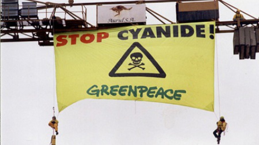 В Японии произошла утечка пяти тонн отходов с цианидом - В Мире