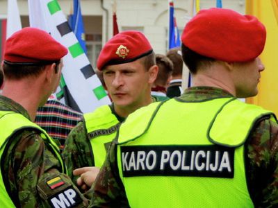 В Йонаве произошел конфликт между двумя иностранными военнослужащими - Литва и страны Балтии
