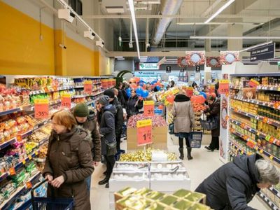 Сейм одобрил поправки, предусматривающие ограничения для торговцев при проведении акций - Литва и страны Балтии