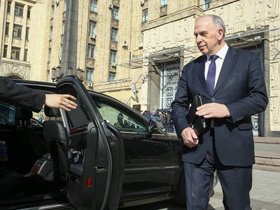 Литва отозвала посла в России для консультаций на фоне коррупционного скандала - Литва и страны Балтии