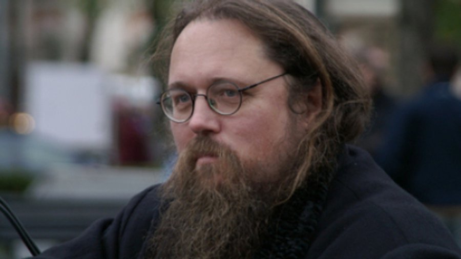 В России предлагают совместить Новый год и Рождество - В Мире