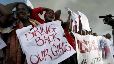 В Нигерии объявлено вознаграждение в $300 тысяч за помощь в спасении похищенных девочек