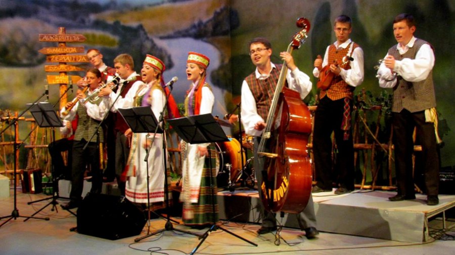 Капелла «Linksmuolė» участвует в финальном состязании
 
 - В Висагинасе