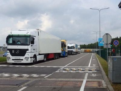 На неделю ужесточается таможенный досмотр - Литва и страны Балтии