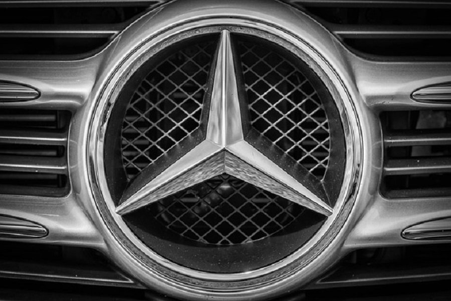 С пятницы прекращается экспорт автомобилей класса "люкс" железнодорожным транспортом  в третьи страны - Литва и страны Балтии