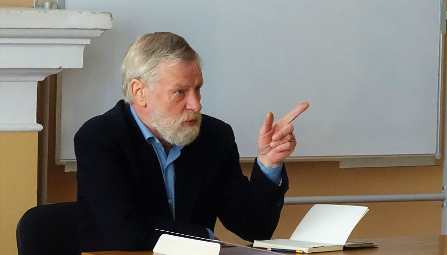 Павел Лавринец: когда не могут обратить свое возмущение против путинской России, начинают оглядываться на местных русских - Литва и страны Балтии