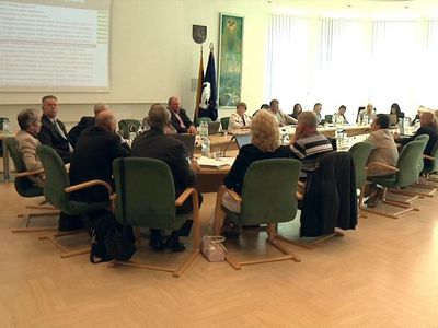 Июньский Совет: введение пошлины на мусор и... конфликт - В Висагинасе