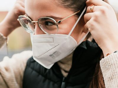 На мероприятиях в закрытых пространствах необходимо носить респираторы - В Висагинасе