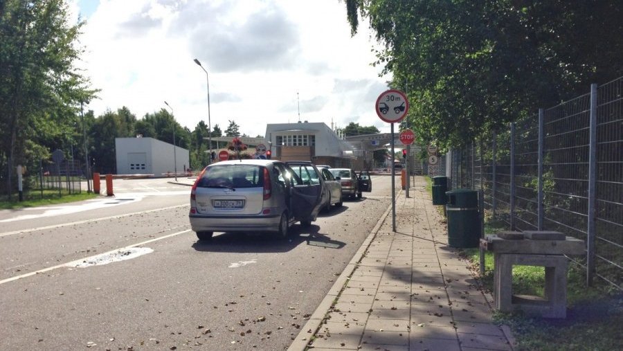 
Rusijos muitinė pasakė, kodėl lietuvių automobiliai stringa pasienyje
 - Lietuva ir Baltijos šalys
