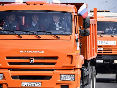 V. Putinas atidarė tiltą į Krymą - Pasaulyje