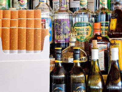 Сейм одобрил повышение акцизов на алкоголь и табачные изделия - Литва и страны Балтии