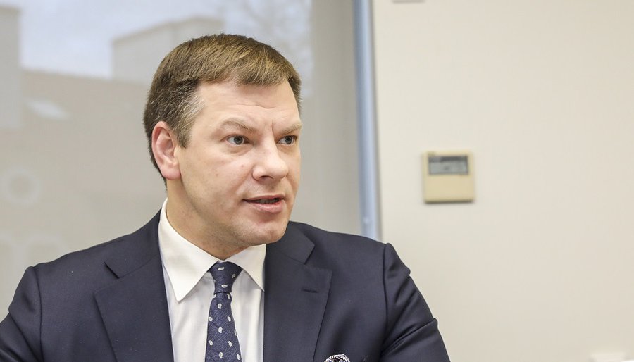 В. Шапока: любому сектору, напрямую борющемуся с вирусом, будут выделены неограниченные финансы - Литва и страны Балтии