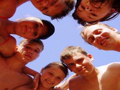 Приглашает молодежный творческий лагерь                                 - В Висагинасе