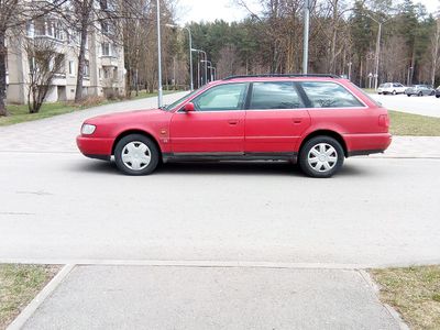 Фото дня: припарковался! - В Висагинасе