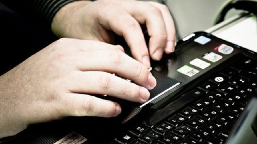 Российских хакеров начали судить за крупнейшую аферу в истории США - В Мире