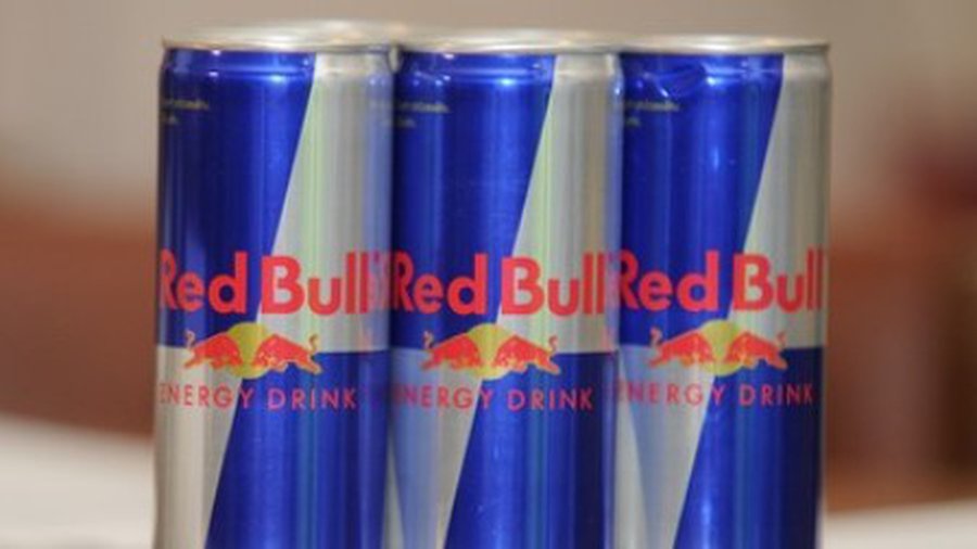 Планируют запретить продажу энергетиков несовершеннолетним лицам - Наука и здоровье