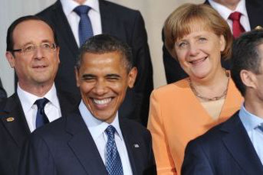 На саммите G8 Меркель осталась в меньшинстве - В Мире