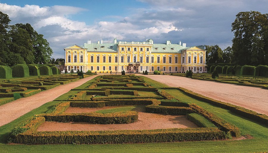 Rundalės pilis: Istorijos ir architektūros perlas vos už kelių žingsnių nuo Lietuvos - Projektas „Europos Pulsas“