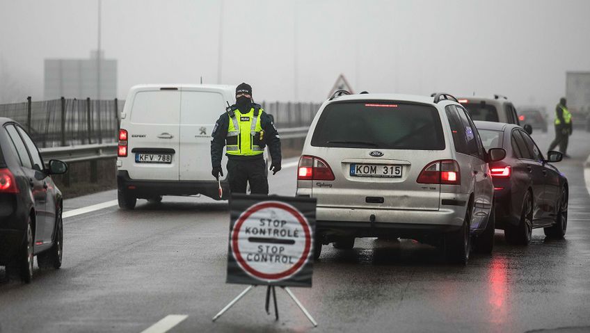 С приближением длинных выходных на дорогах Литвы будут дежурить усиленные наряды полиции