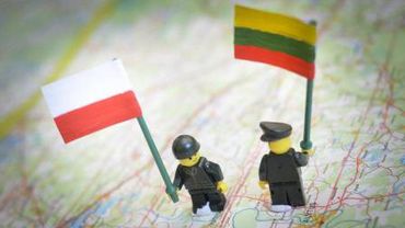 Премьер Литвы: Порядок написания нелитовских фамилий не нужно менять