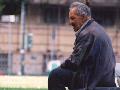 Одиноким литовским старикам придется оплачивать социальную помощь - Литва и страны Балтии