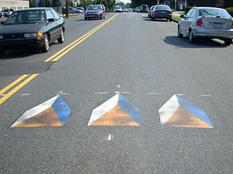 С превышением скорости будут бороться трехмерными рисунками - Хобби, отдых и развлечения