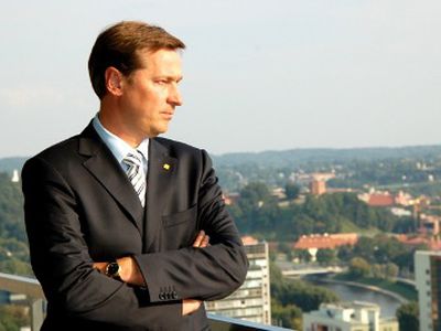 Triskart meras A. Zuokas per kietas dešiniesiems              - Lietuva ir Baltijos šalys