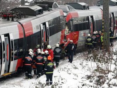В Вене произошло лобовое столкновение поездов - В Мире