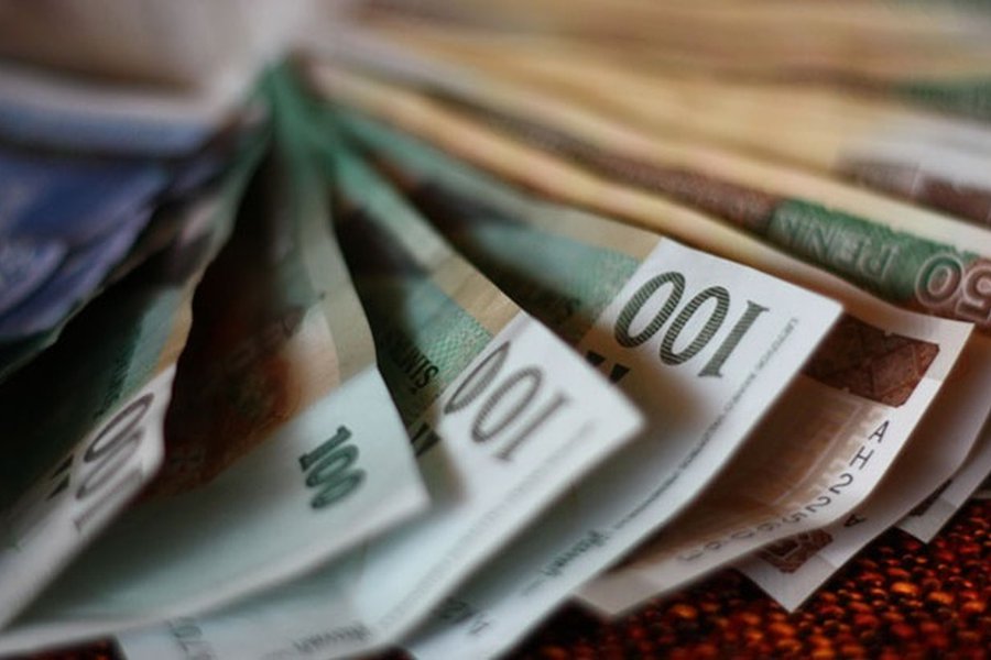 С июля правительство предлагает повысить минималку до 850 литов
 

                                 - Литва и страны Балтии