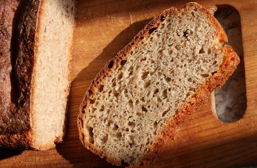 Начато расследование возможного картельного соглашения на рынках молока и хлеба - Литва и страны Балтии