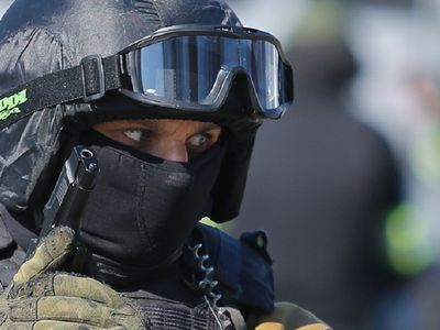 В Петербурге задержали гражданку РФ, возглавлявшую женскую ячейку "Хизбут-Тахрир" - Происшествия и криминал