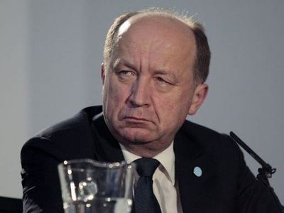 Кубилюс: о повышении минимальной зарплаты говорить рано                                 - Литва и страны Балтии