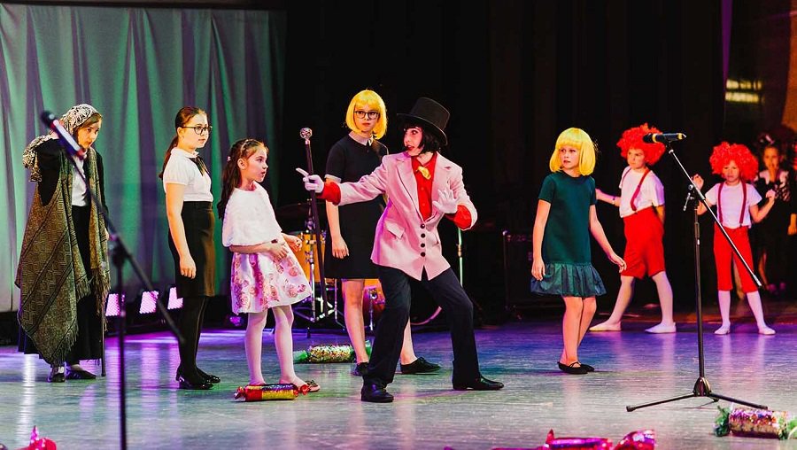 Приглашаем в студию мюзикла Viol@ - Реклама