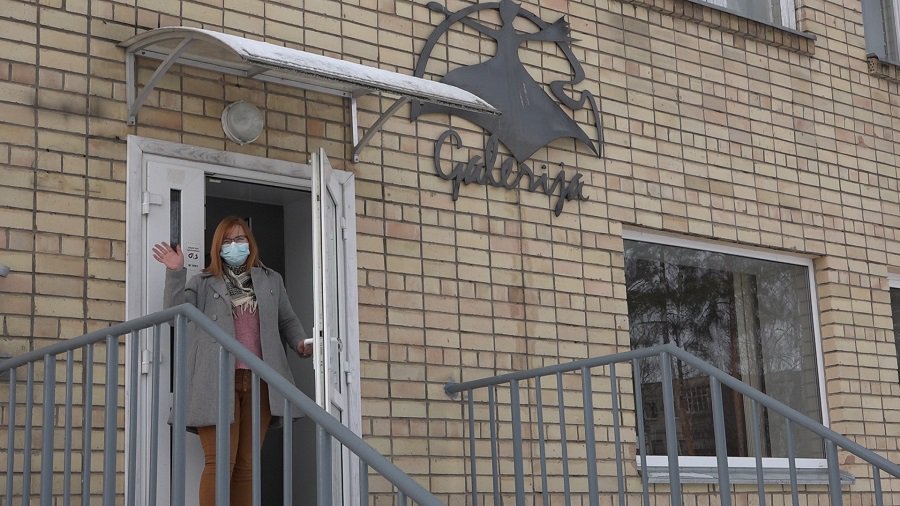 Выставка Антонины Игнатьевой: «Такое непростое слово любовь» (видео) - В Висагинасе