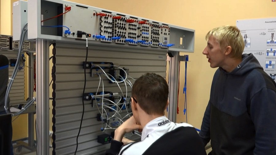 Висагинский центр профессионального обучения – в новый учебный год с новыми силами! (видео) - В Висагинасе