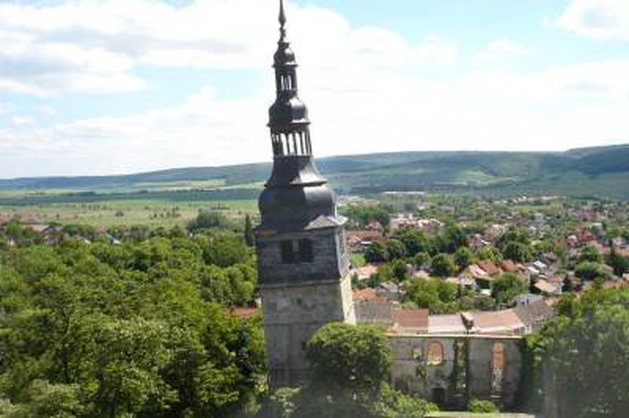 Pasviręs bokštas Vokietijoje kovoja dėl išlikimo - Kultūros ir sporto renginiai