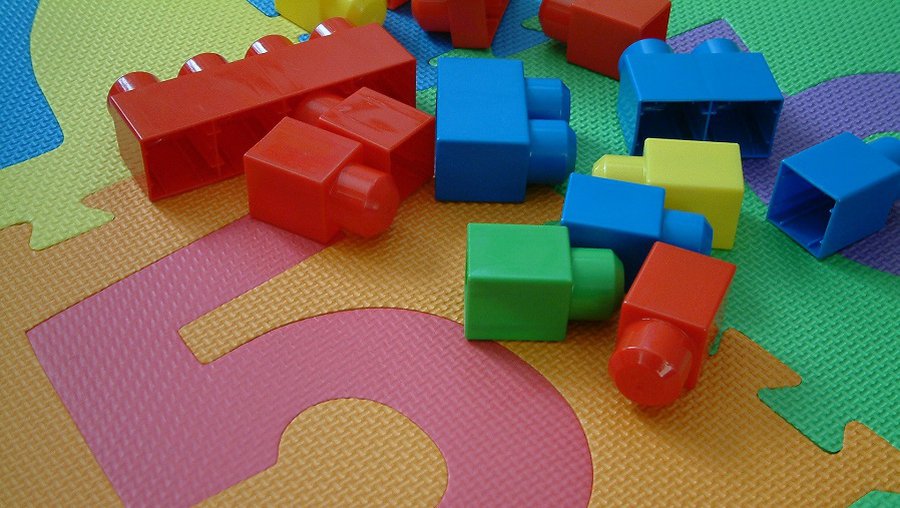 „Gintarėlio“ darželis kviečia vaikus - Reklama