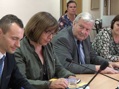 Визит членов ЕП на ИАЭС: финансирование будет продолжено и после 2020 года - В Висагинасе