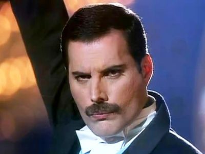 Поклонники отмечают юбилей Queen                                                                 - Культурные и спортивные мероприятия